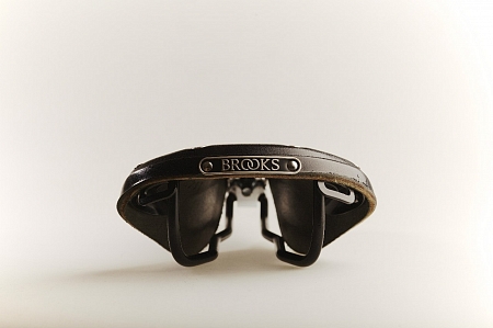 Brooks B17 Narrow